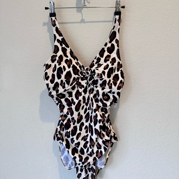 NWT Shade & Shore Leopard Print One-Piece Swimsuit with Tie Front- Size S - Picture 1 of 5